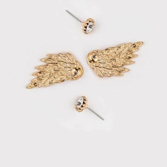 NEW 2 piece Gold CZ Angel Wing Earrings - Picture 2 of 4